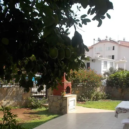 Dom wakacyjny Duplex House, 3 Mins To Beach